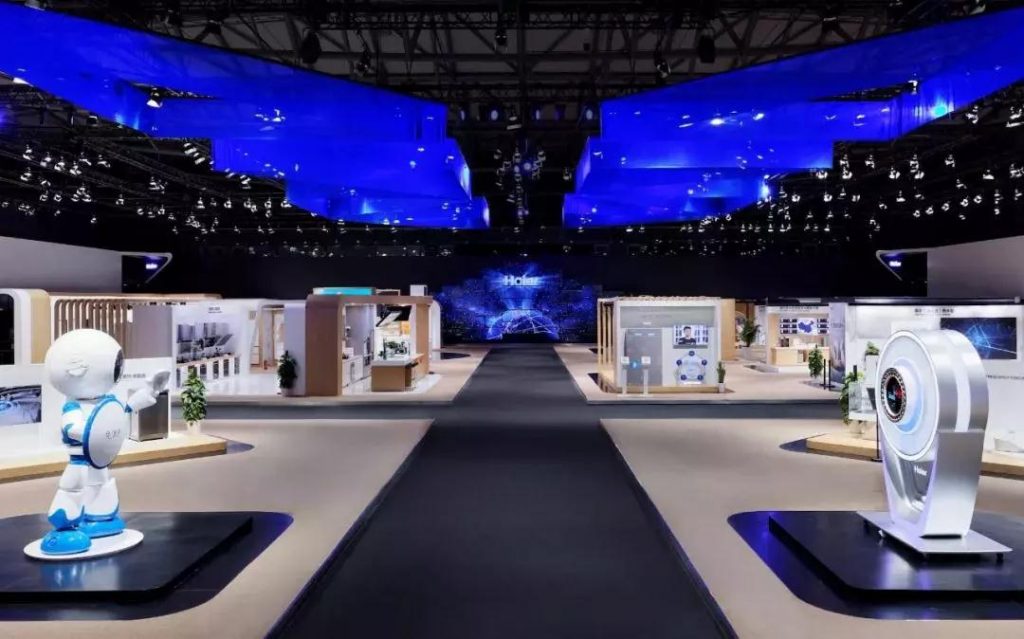 巖星建設(shè)|怎樣設(shè)計一個充滿科技感的展廳插圖